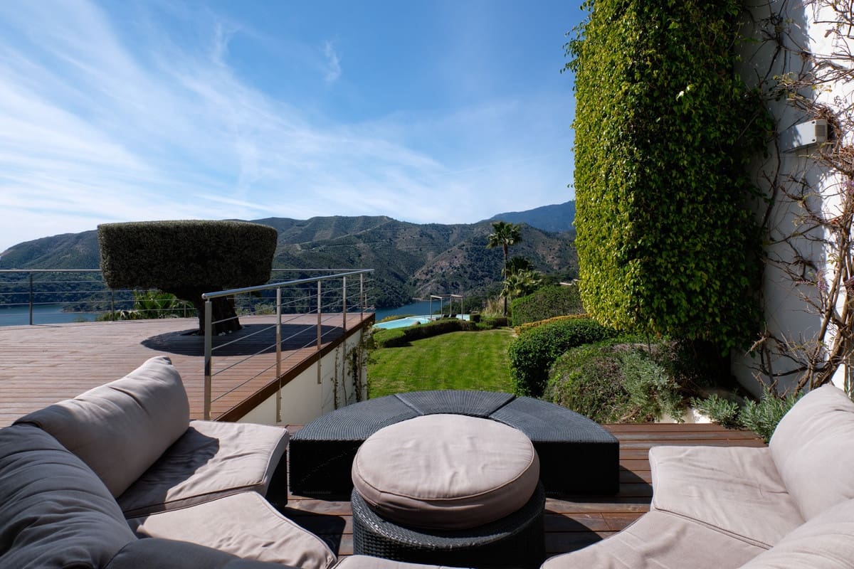 Chalet de 5 habitaciones en Istán en venta con piscina garaje - 3.495.000 € (Ref: 10002033)