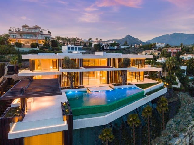 Chalet de 12 habitaciones en Marbella en venta con piscina garaje - 14.000.000 € (Ref: 10002034)