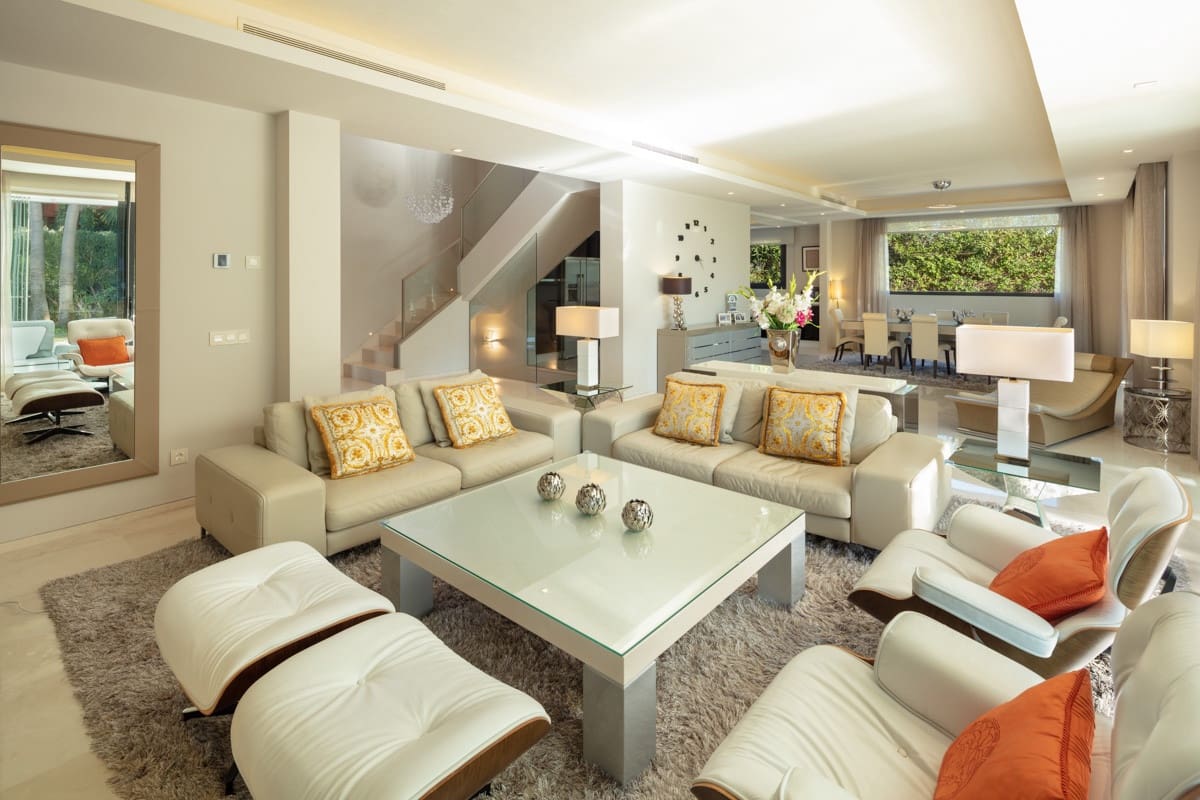 5 soveværelse Villa til salg i Marbella med swimmingpool garage - € 3.995.000 (Ref: 10002036)
