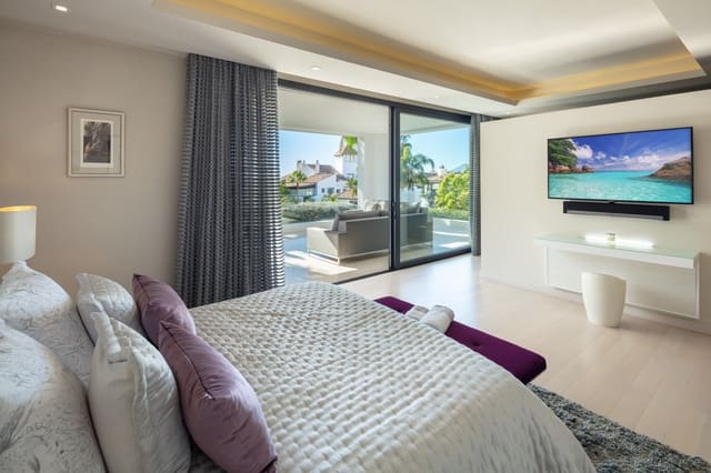 5 soveværelse Villa til salg i Marbella med swimmingpool garage - € 3.995.000 (Ref: 10002036)