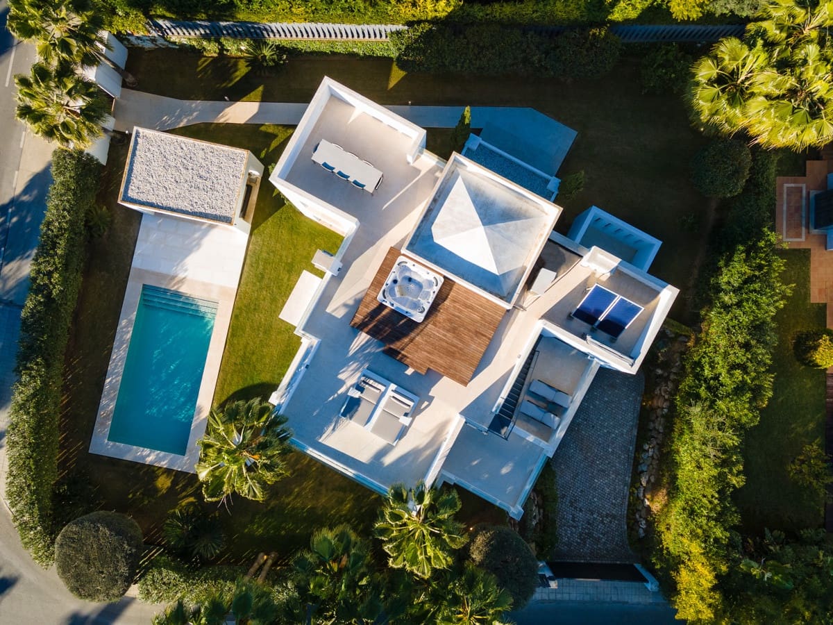 5 soveværelse Villa til salg i Marbella med swimmingpool garage - € 3.995.000 (Ref: 10002036)