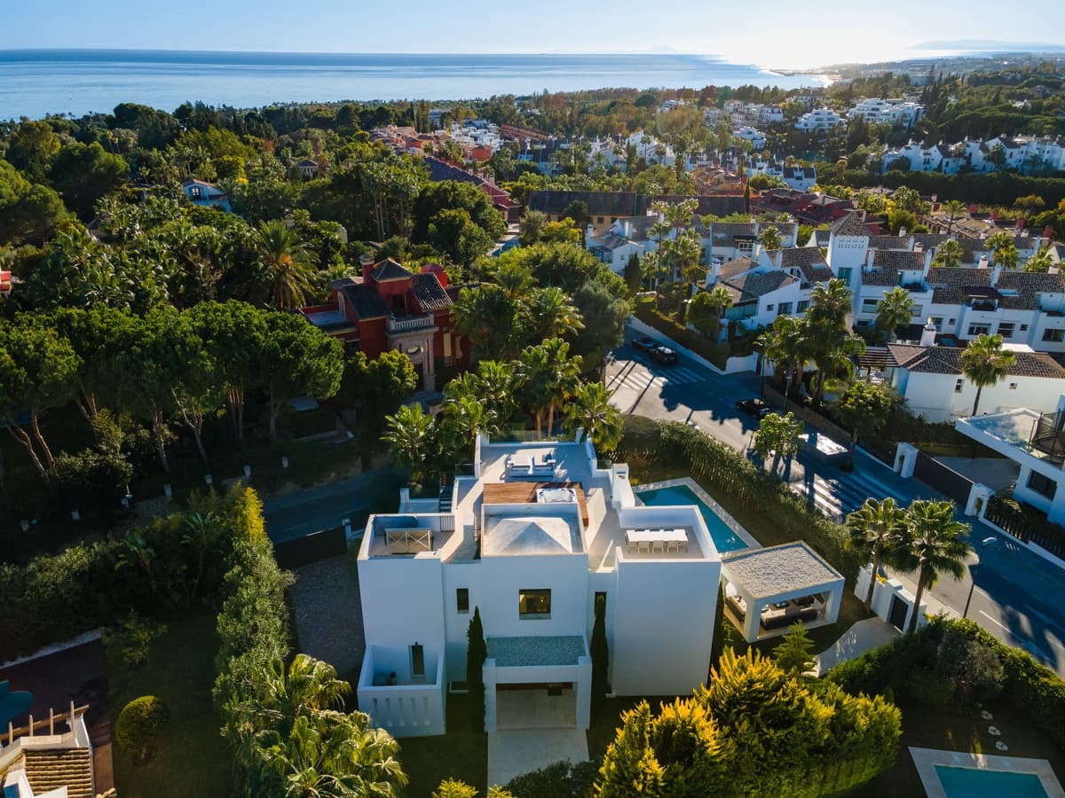 5 soveværelse Villa til salg i Marbella med swimmingpool garage - € 3.995.000 (Ref: 10002036)