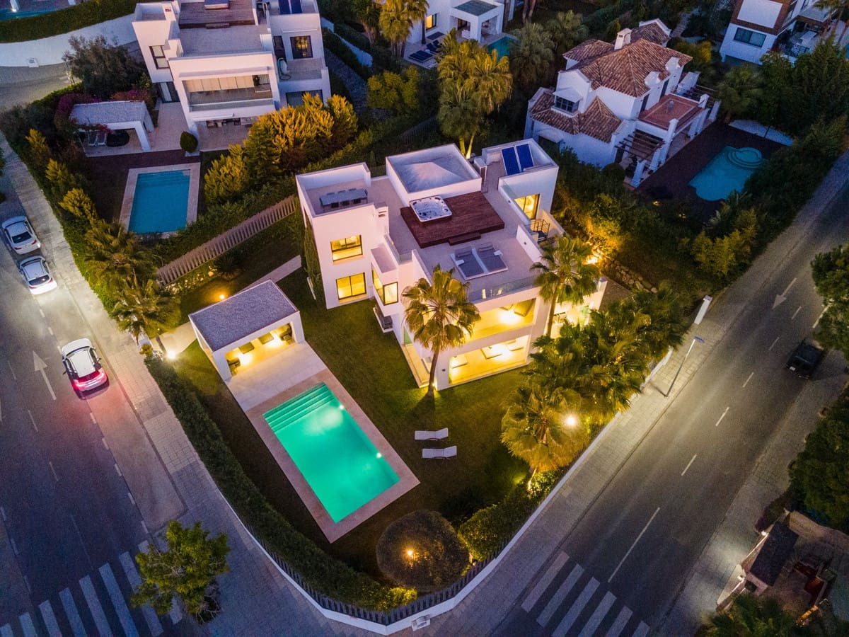 5 soveværelse Villa til salg i Marbella med swimmingpool garage - € 3.995.000 (Ref: 10002036)