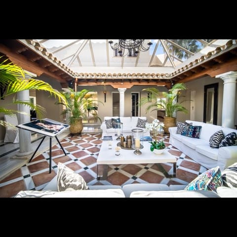 5 chambre Villa/Maison à vendre à Marbella avec piscine garage - 3 500 000 € (Ref: 10002038)