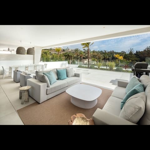 Apartamento de 4 habitaciones en Golden Mile, Marbella en venta con piscina garaje - 2.350.000 € (Ref: 10002040)