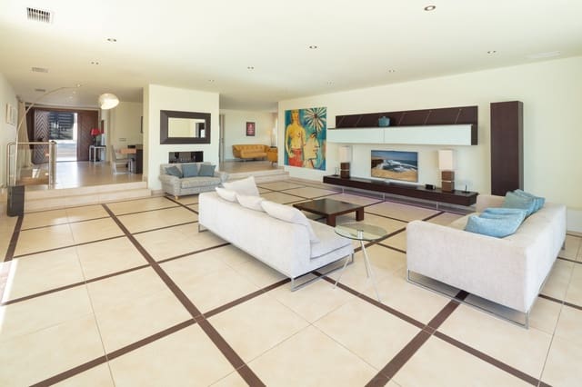 6 slaapkamer Villa te koop in Marbella met zwembad garage - € 3.900.000 (Ref: 10002041)