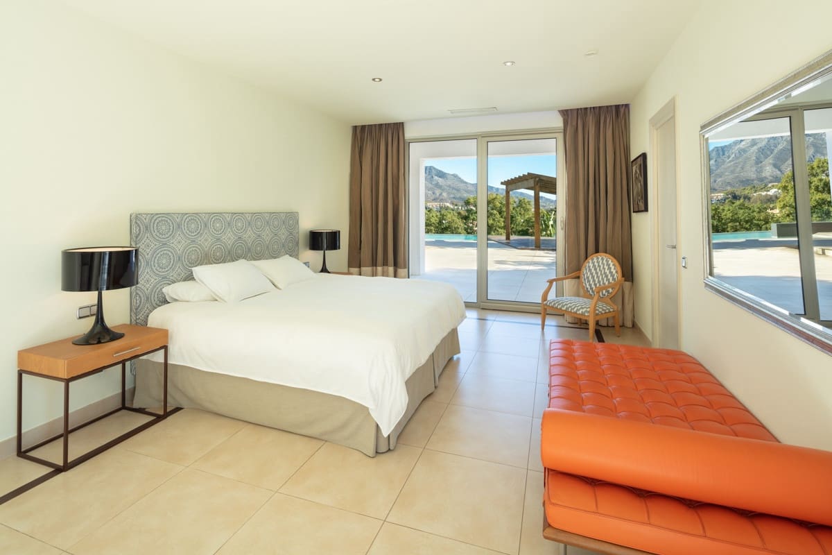 6 slaapkamer Villa te koop in Marbella met zwembad garage - € 3.900.000 (Ref: 10002041)