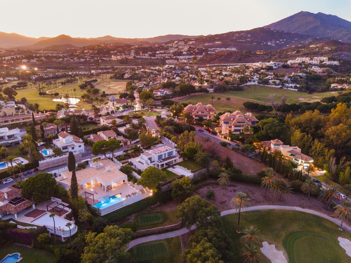 6 slaapkamer Villa te koop in Marbella met zwembad garage - € 3.900.000 (Ref: 10002041)