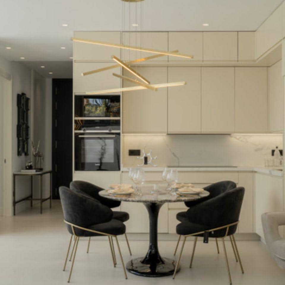 4 soverom Villa til salgs i Golden Mile med svømmebasseng garasje - € 3 250 000 (Ref: 10002044)