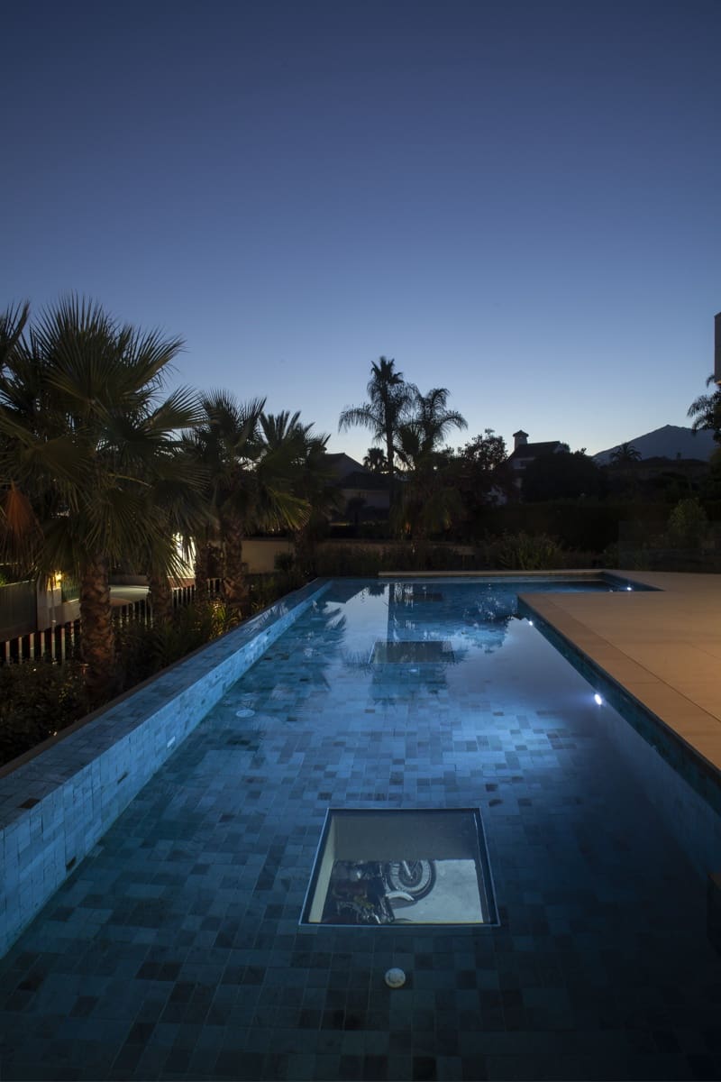 7 slaapkamer Villa te koop in Marbella met zwembad garage - € 4.995.000 (Ref: 10002047)