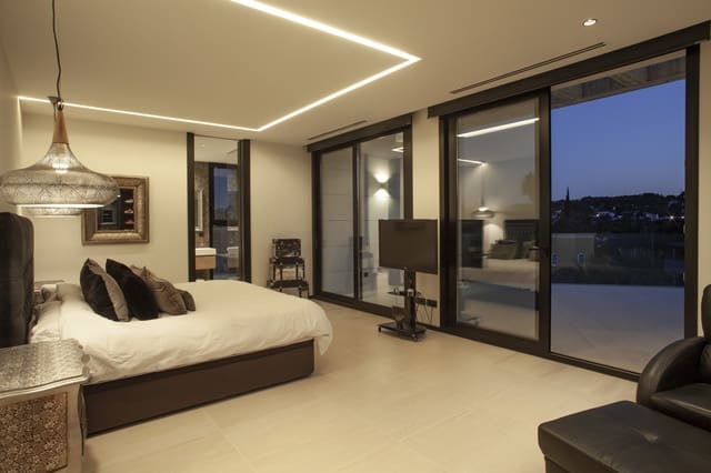 7 slaapkamer Villa te koop in Marbella met zwembad garage - € 4.995.000 (Ref: 10002047)