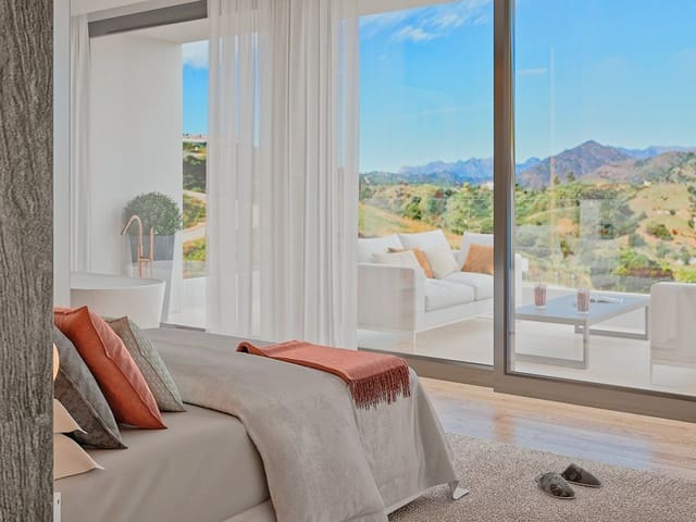 3 bedroom Villa for sale in Mijas Costa, Mijas with pool garage - € 800,000 (Ref: 10002048)