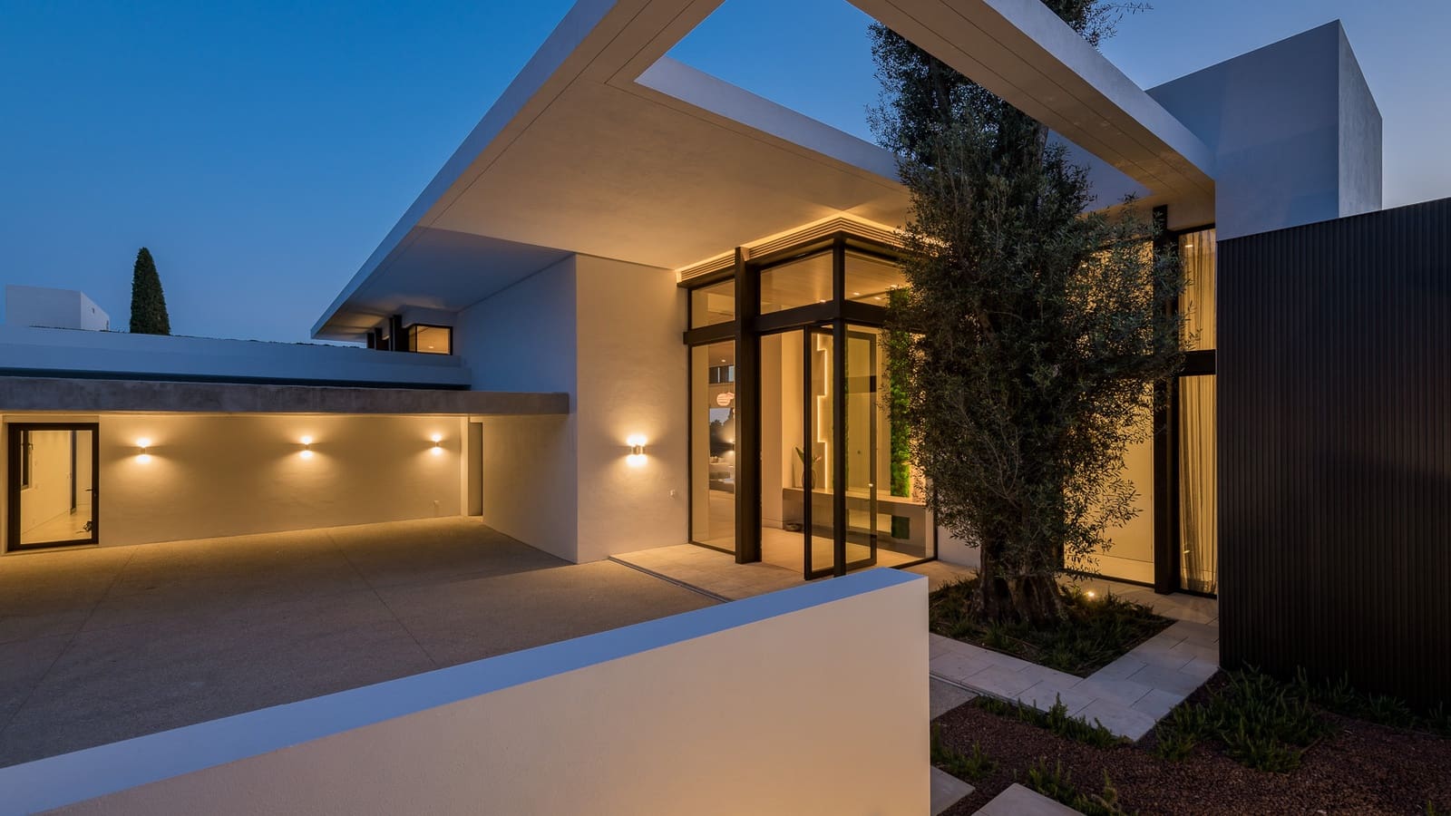 Chalet de 6 habitaciones en Marbella en venta con piscina garaje - 9.575.000 € (Ref: 10002049)