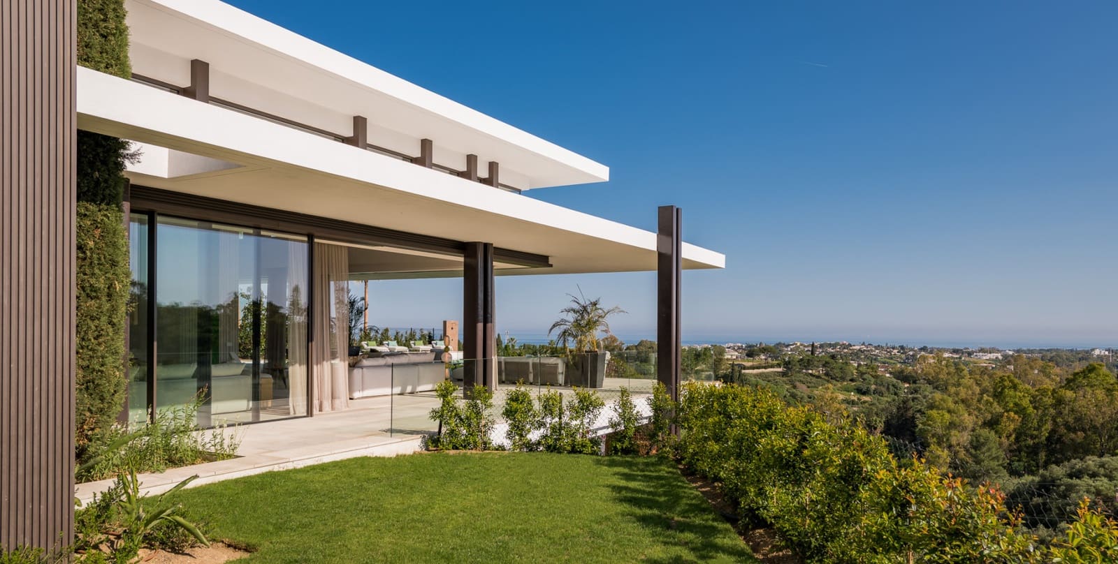 Chalet de 6 habitaciones en Marbella en venta con piscina garaje - 9.575.000 € (Ref: 10002049)