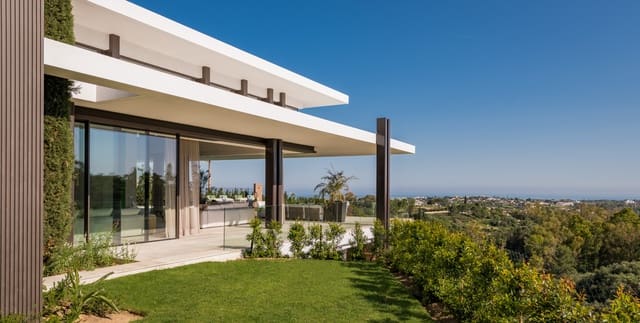 Chalet de 6 habitaciones en Marbella en venta con piscina garaje - 9.575.000 € (Ref: 10002049)