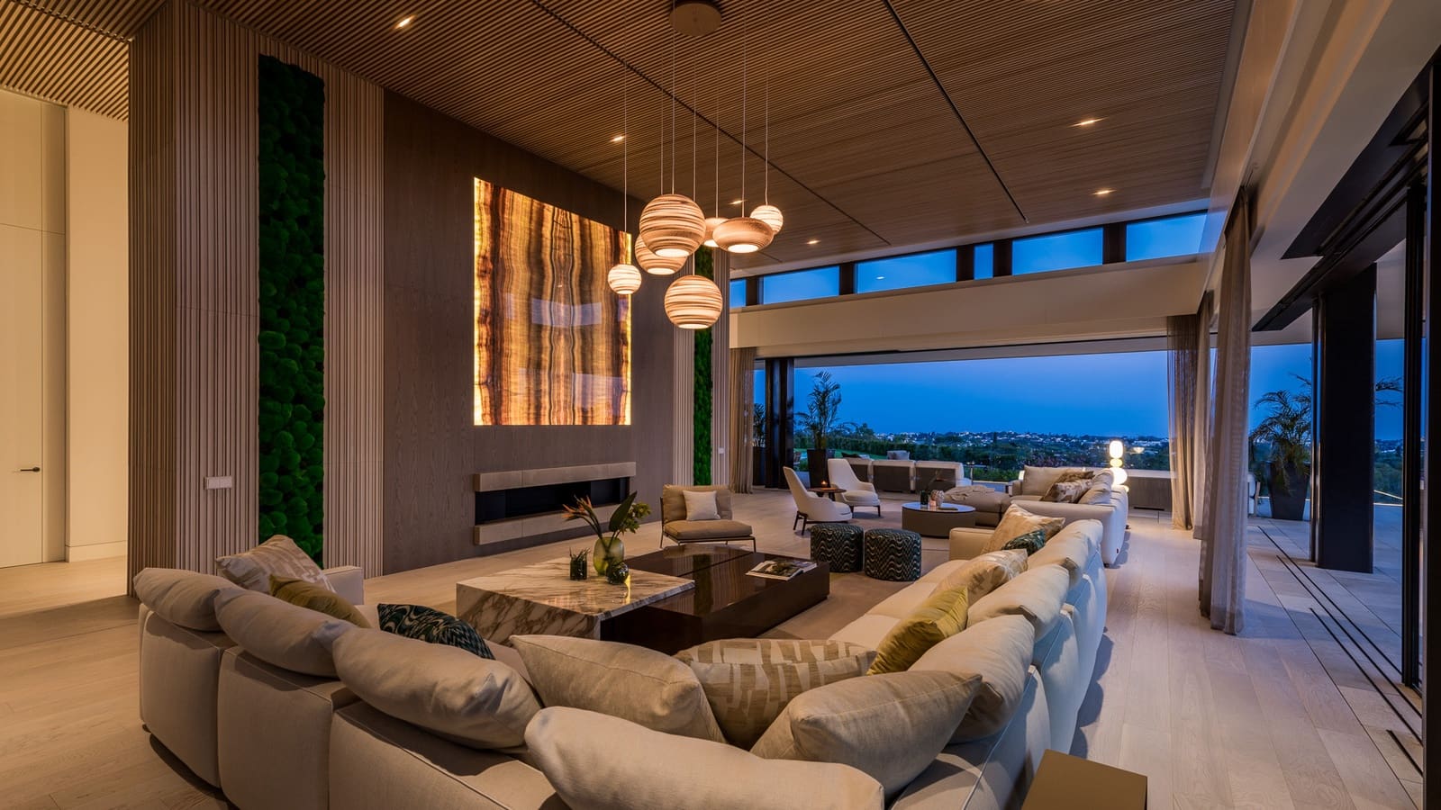 Chalet de 6 habitaciones en Marbella en venta con piscina garaje - 9.575.000 € (Ref: 10002049)
