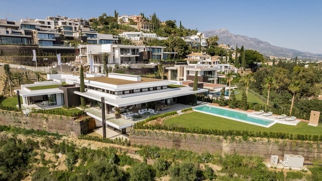 Chalet de 6 habitaciones en Marbella en venta con piscina garaje - 9.575.000 € (Ref: 10002049)