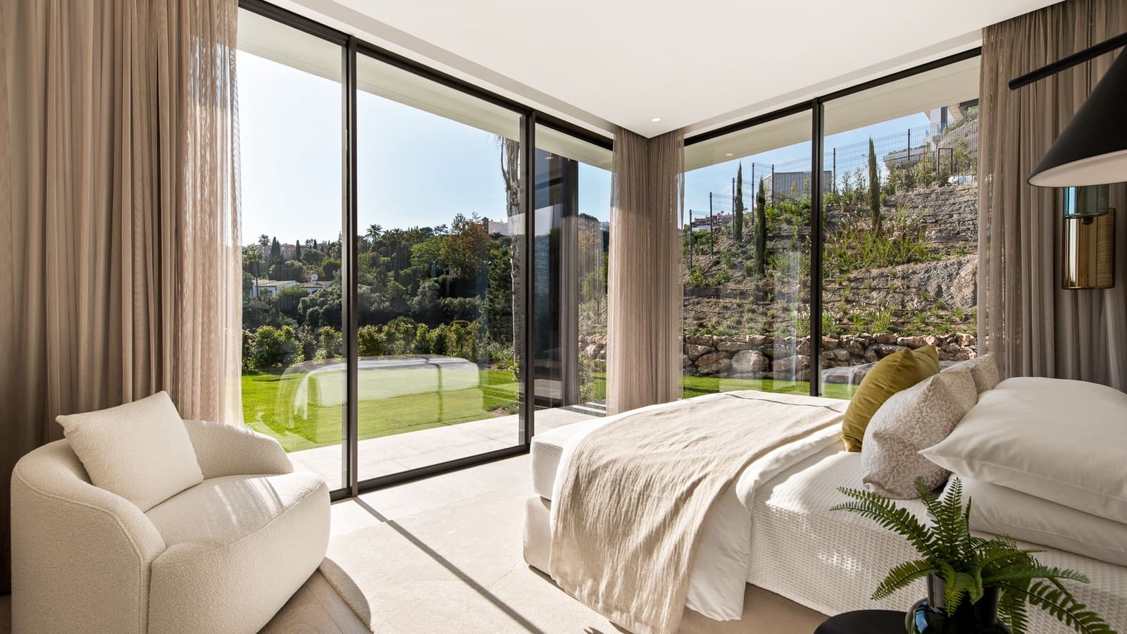 Chalet de 6 habitaciones en Marbella en venta con piscina garaje - 9.575.000 € (Ref: 10002049)