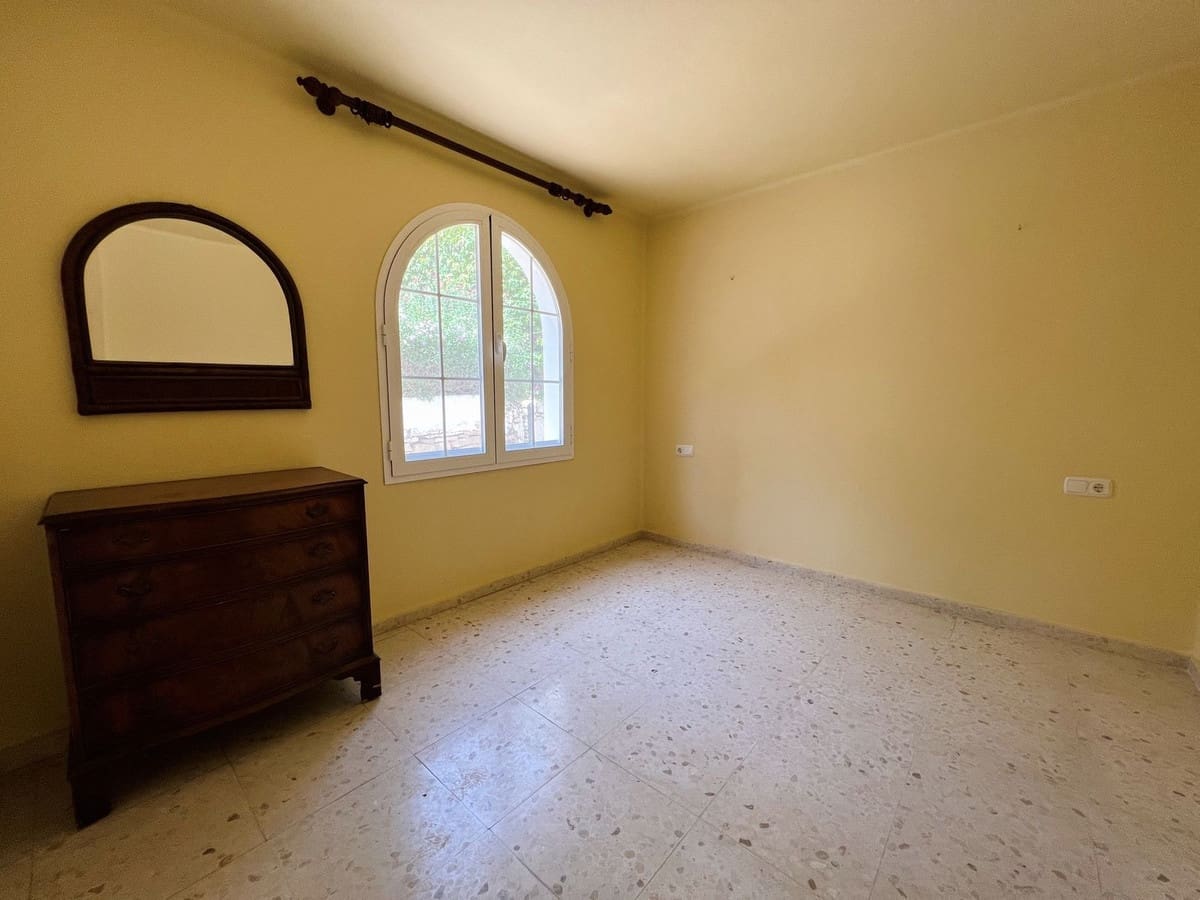 6 camera da letto Villa in vendita in El Paraiso con piscina garage - 1.995.000 € (Rif: 10002051)