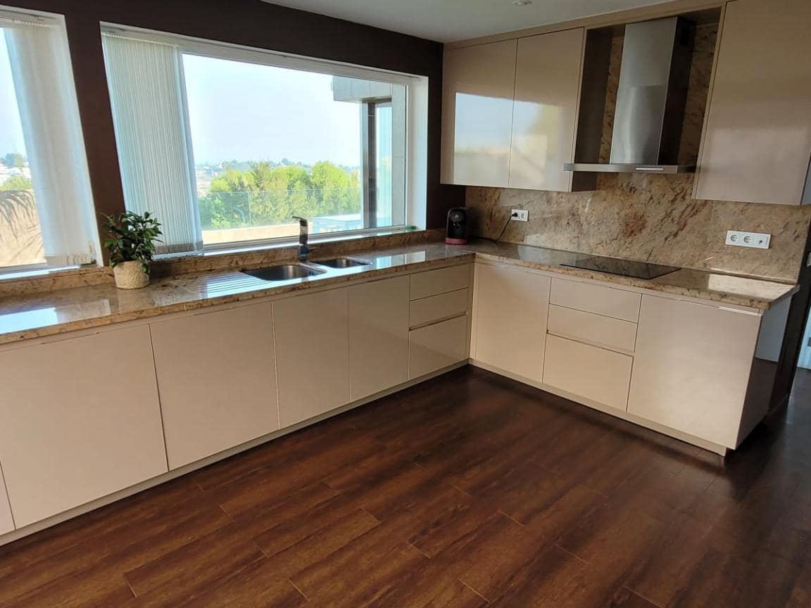 4 sypialnia Willa na sprzedaż w Benahavis z basenem garażem - 1 850 000 € (Ref: 10002052)