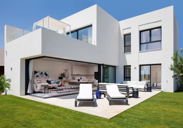 3 slaapkamer Villa te koop in Marbella met zwembad garage - € 728.500 (Ref: 10002057)