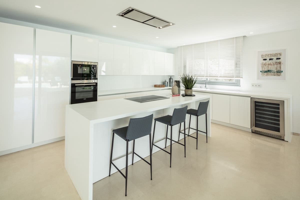 5 Zimmer Villa zu verkaufen in Marbella mit Pool Garage - 3.595.000 € (Ref: 10002058)