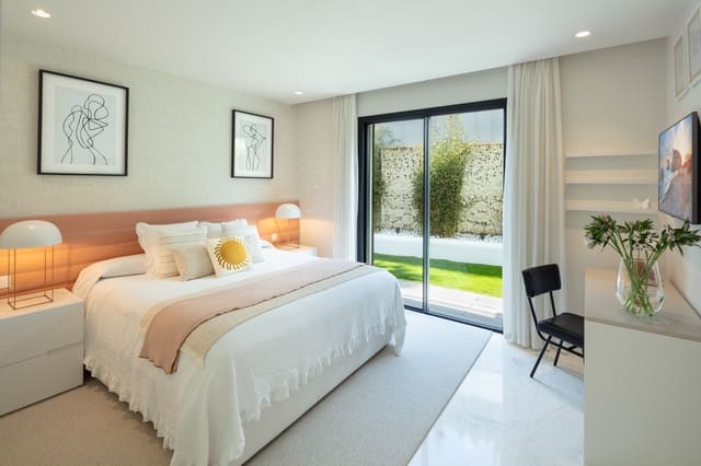 4 Zimmer Villa zu verkaufen in Guadalmina Alta, Marbella mit Pool Garage - 1.800.000 € (Ref: 10002066)