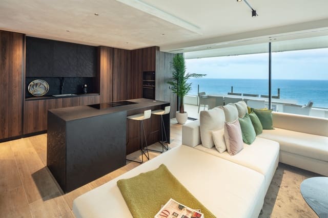 3 bedroom Apartment for sale in Marbella with pool garage - € 1,995,000 (Ref: 10002069)