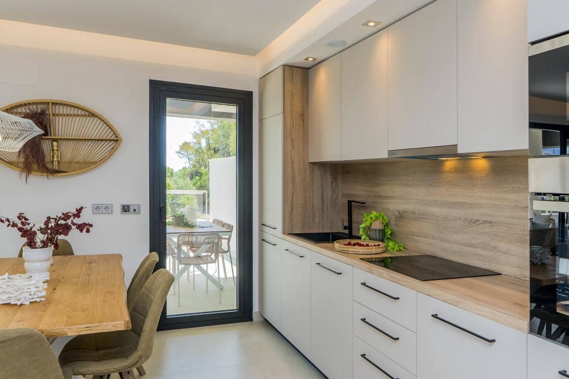 Apartamento de 3 habitaciones en Benahavís en venta con piscina garaje - 473.000 € (Ref: 10002070)