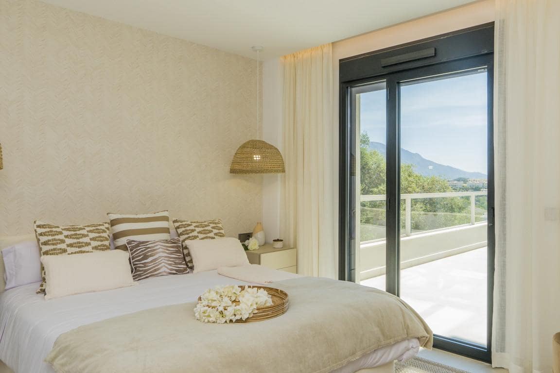 Apartamento de 3 habitaciones en Benahavís en venta con piscina garaje - 473.000 € (Ref: 10002070)