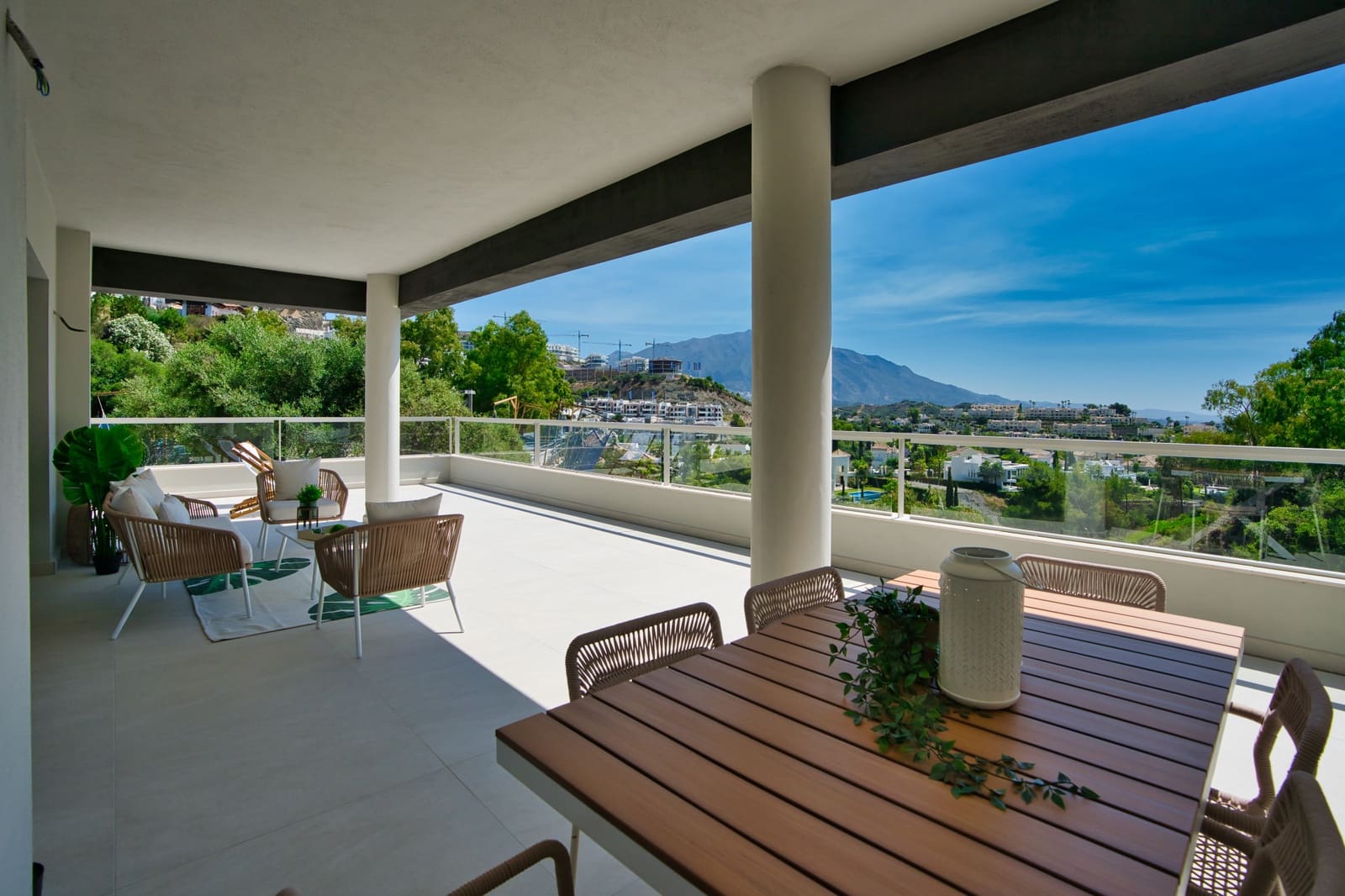 Apartamento de 3 habitaciones en Benahavís en venta con piscina garaje - 473.000 € (Ref: 10002070)