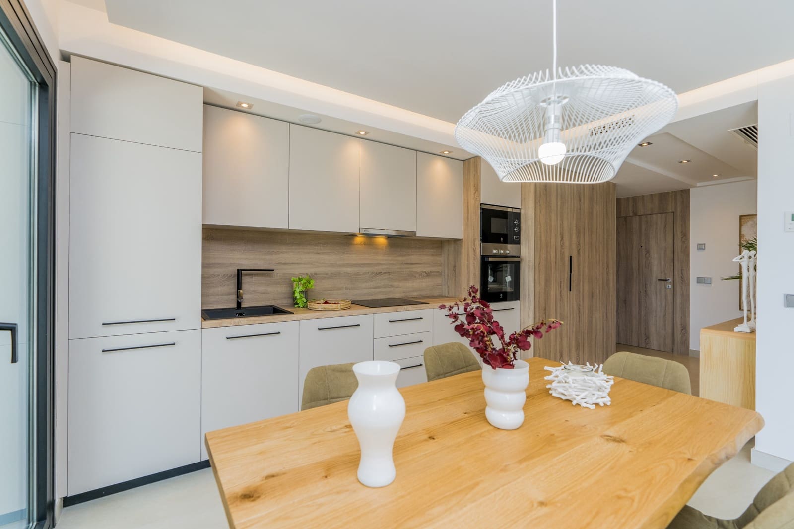 Apartamento de 3 habitaciones en Benahavís en venta con piscina garaje - 473.000 € (Ref: 10002070)