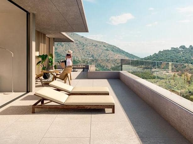 3 bedroom Apartment for sale in Benahavis with pool garage - € 795,000 (Ref: 10002074)