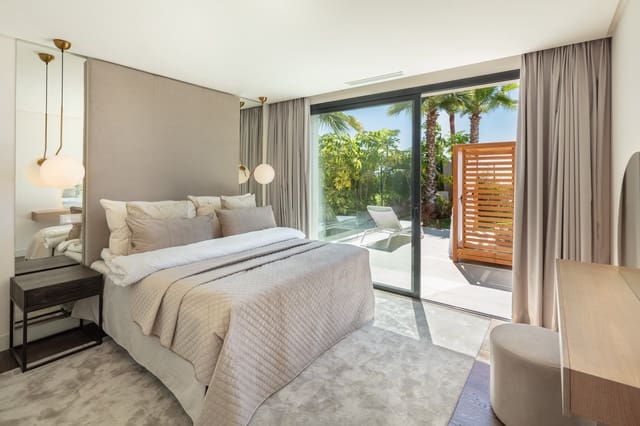 5 soverom Villa til salgs i Marbella med svømmebasseng garasje - € 5 950 000 (Ref: 10002076)