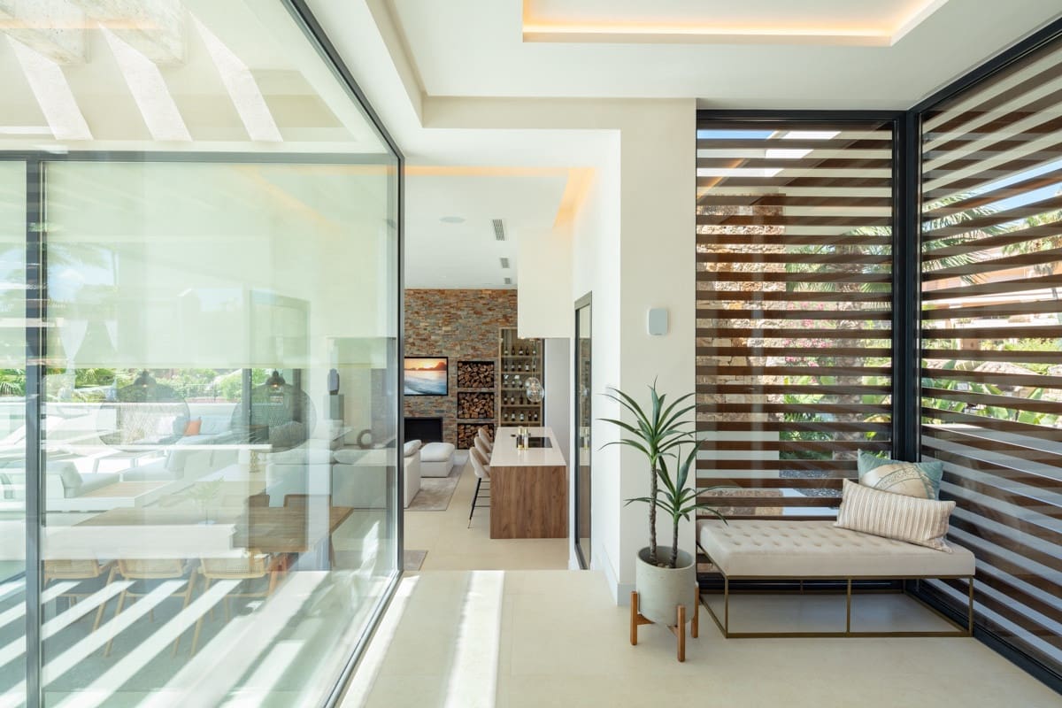 5 sypialnia Willa na sprzedaż w Marbella z basenem garażem - 5 950 000 € (Ref: 10002076)