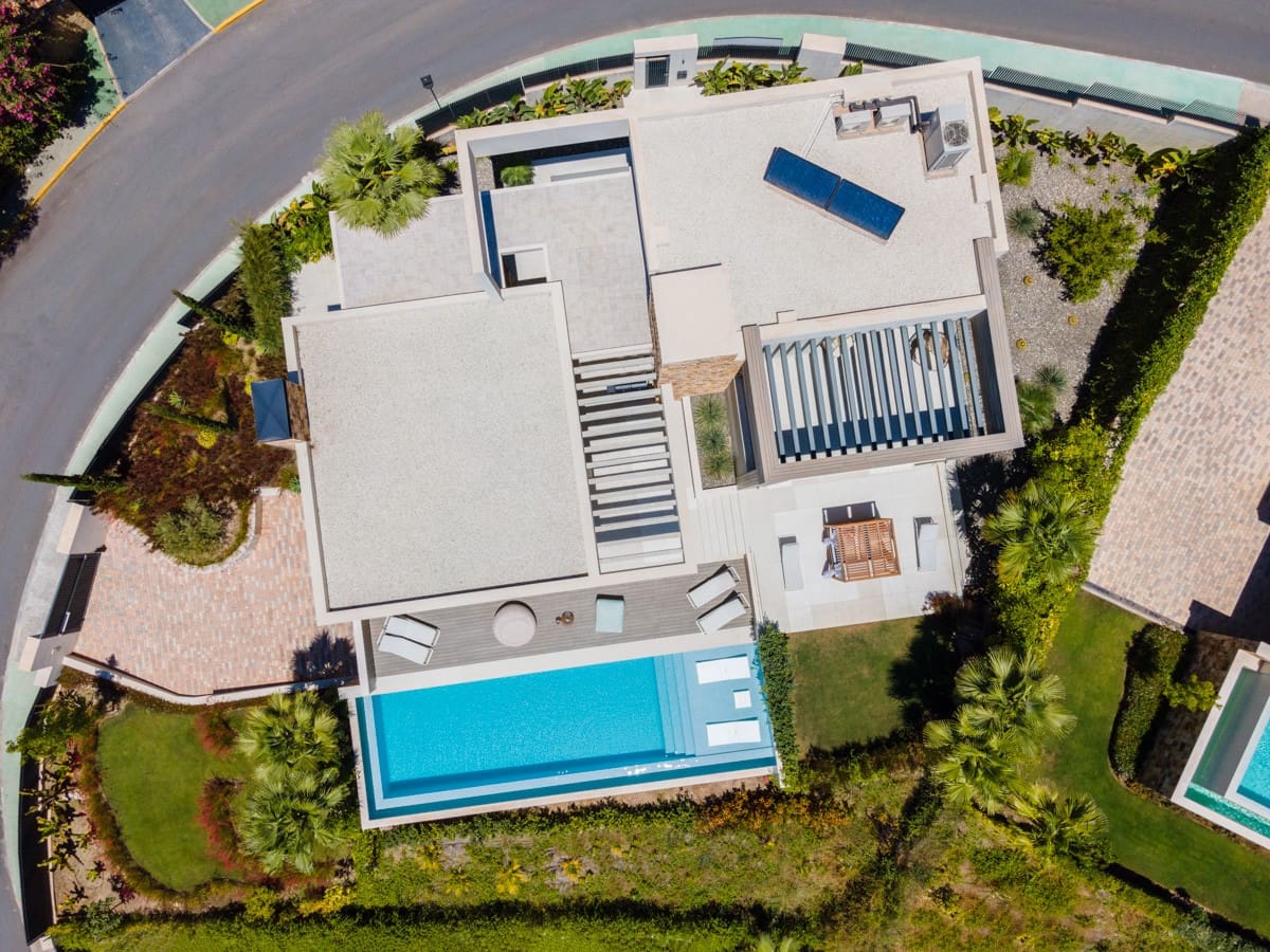 5 sypialnia Willa na sprzedaż w Marbella z basenem garażem - 5 950 000 € (Ref: 10002076)