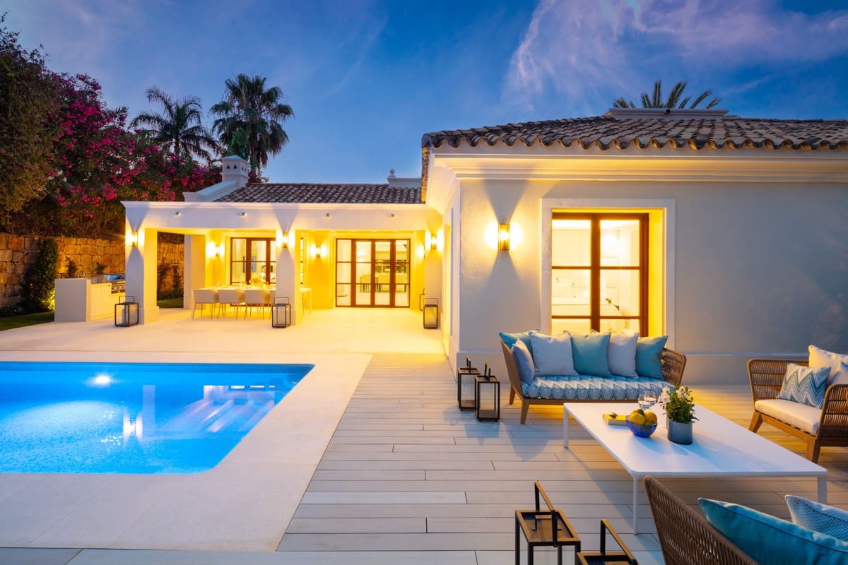 Chalet de 5 habitaciones en Marbella en venta con piscina garaje - 3.250.000 € (Ref: 10002078)