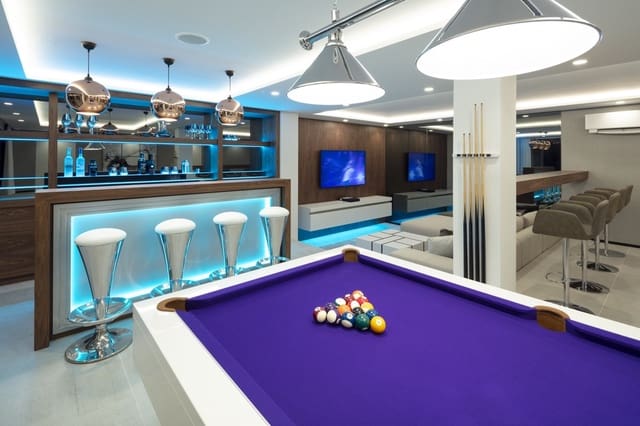 5 quarto Moradia para venda em Marbella com piscina garagem - 4 250 000 € (Ref: 10002079)