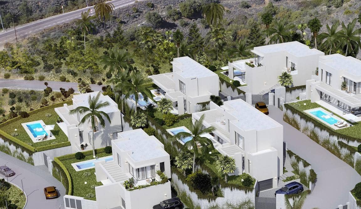 Chalet de 4 habitaciones en Mijas Costa en venta con piscina garaje - 1.495.000 € (Ref: 10002084)