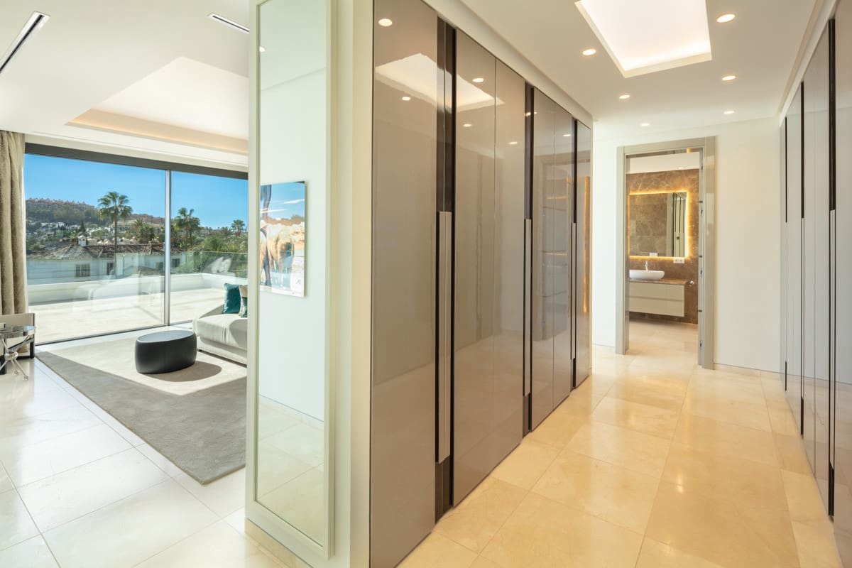 6 soverom Villa til salgs i Marbella med svømmebasseng garasje - € 7 850 000 (Ref: 10002085)