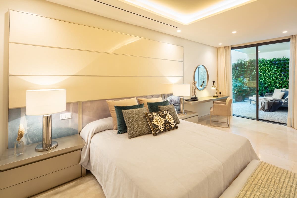 6 soverom Villa til salgs i Marbella med svømmebasseng garasje - € 7 850 000 (Ref: 10002085)