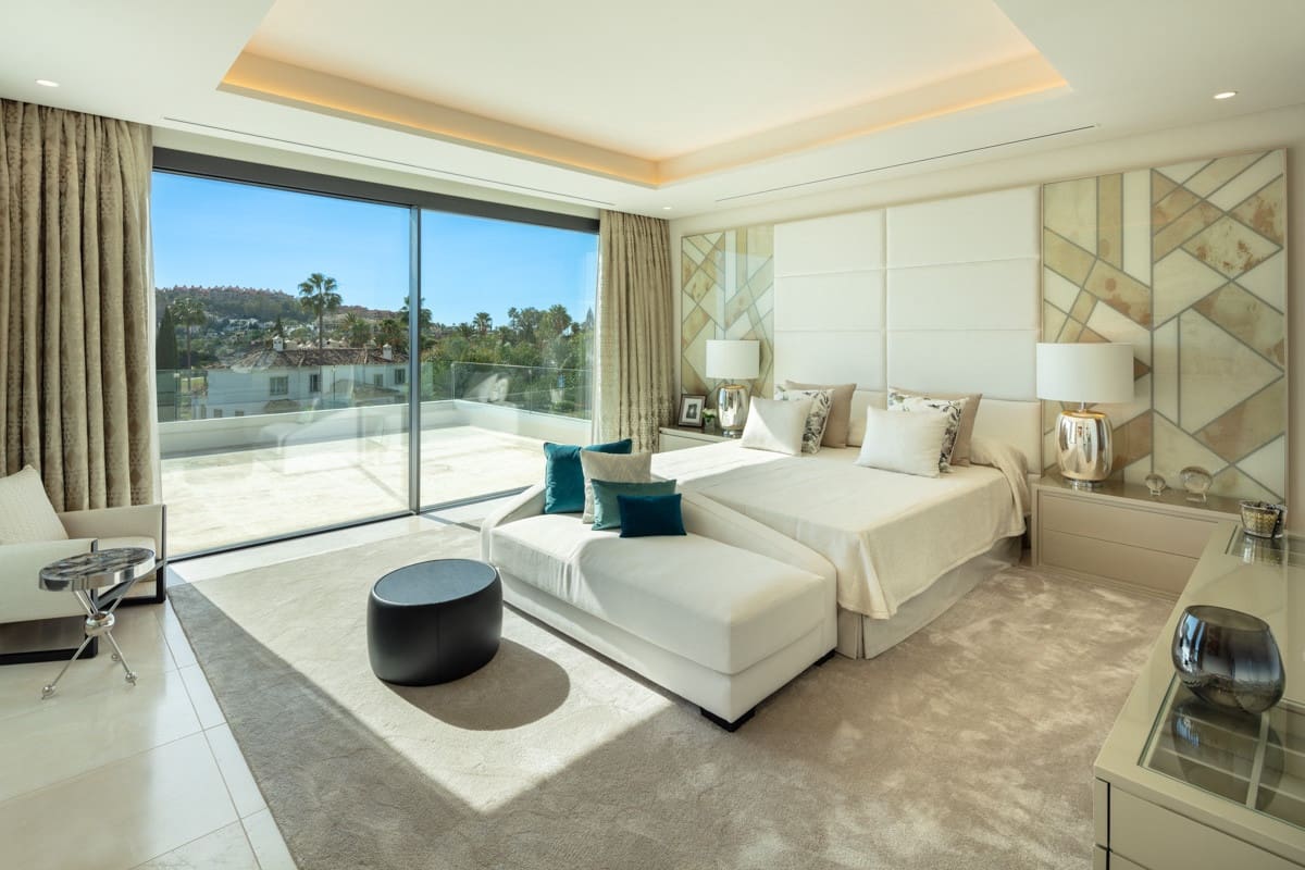 6 soverom Villa til salgs i Marbella med svømmebasseng garasje - € 7 850 000 (Ref: 10002085)