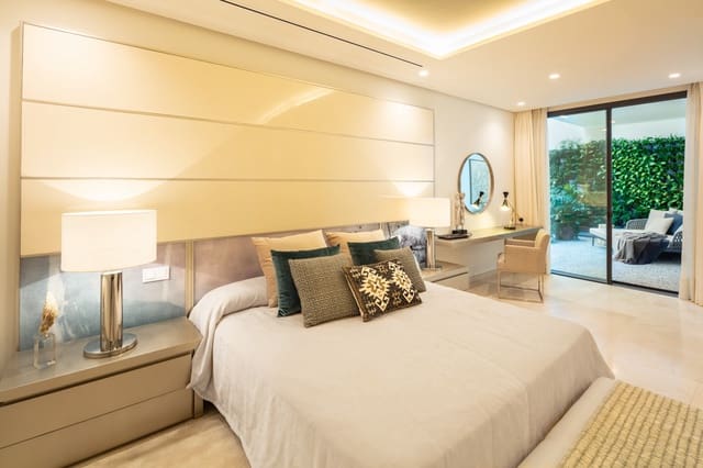 6 soverom Villa til salgs i Marbella med svømmebasseng garasje - € 7 850 000 (Ref: 10002085)