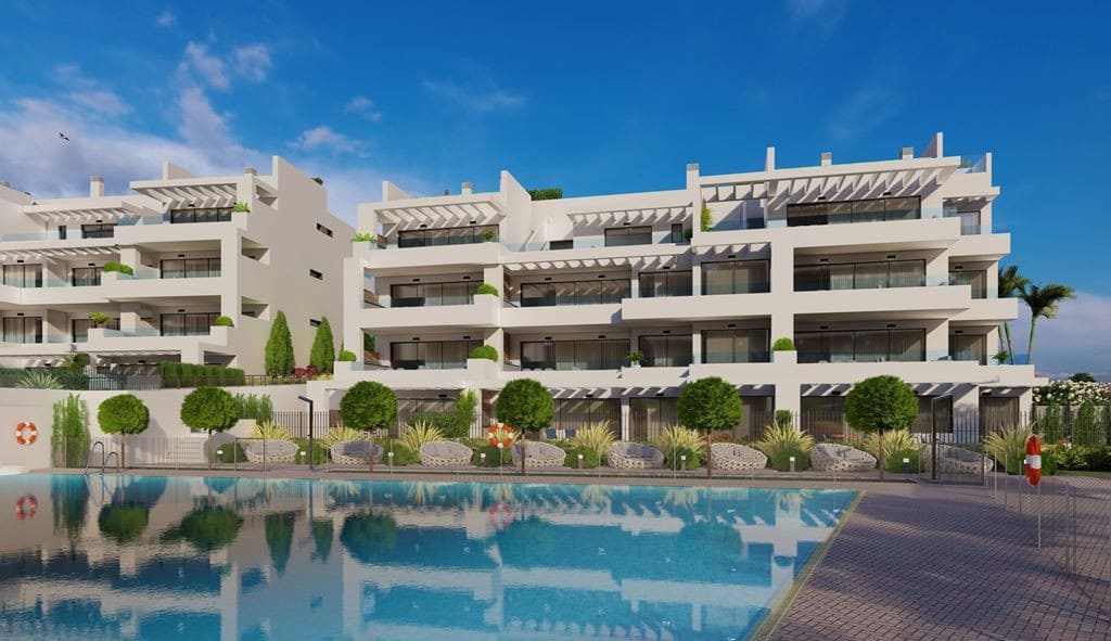 Apartamento de 3 habitaciones en Estepona en venta con piscina garaje - 445.000 € (Ref: 10002086)