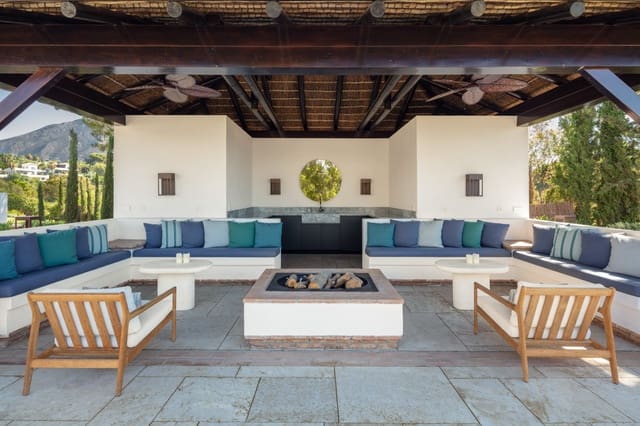 16 soverom Villa til salgs i Golden Mile, Marbella med svømmebasseng garasje - € 35 000 000 (Ref: 10002092)