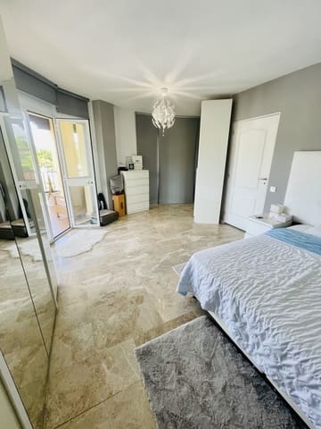 3 soverom Leilighet til salgs i Nueva Andalucia, Marbella med svømmebasseng garasje - € 425 000 (Ref: 10002093)