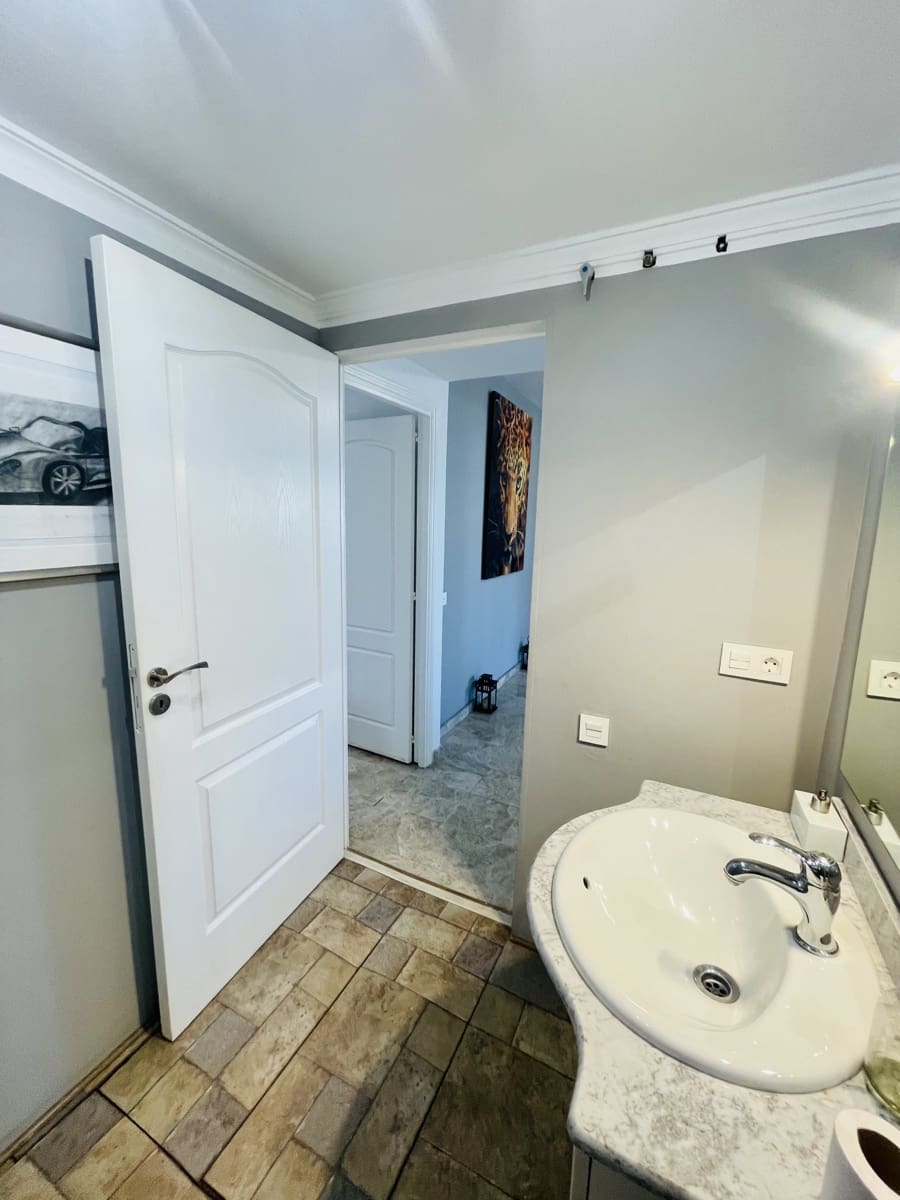 3 soverom Leilighet til salgs i Nueva Andalucia med svømmebasseng garasje - € 425 000 (Ref: 10002093)