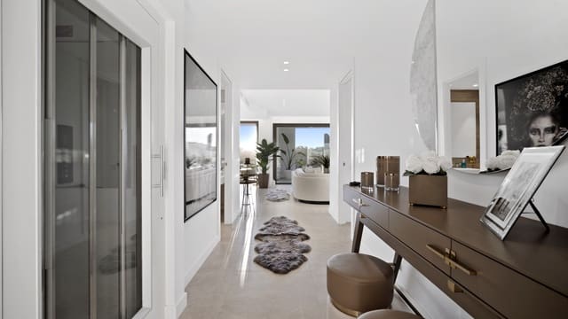 4 quarto Moradia para venda em Marbella com piscina garagem - 3 150 000 € (Ref: 10002094)