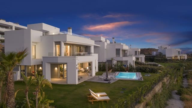 4 quarto Moradia para venda em Marbella com piscina garagem - 3 150 000 € (Ref: 10002094)