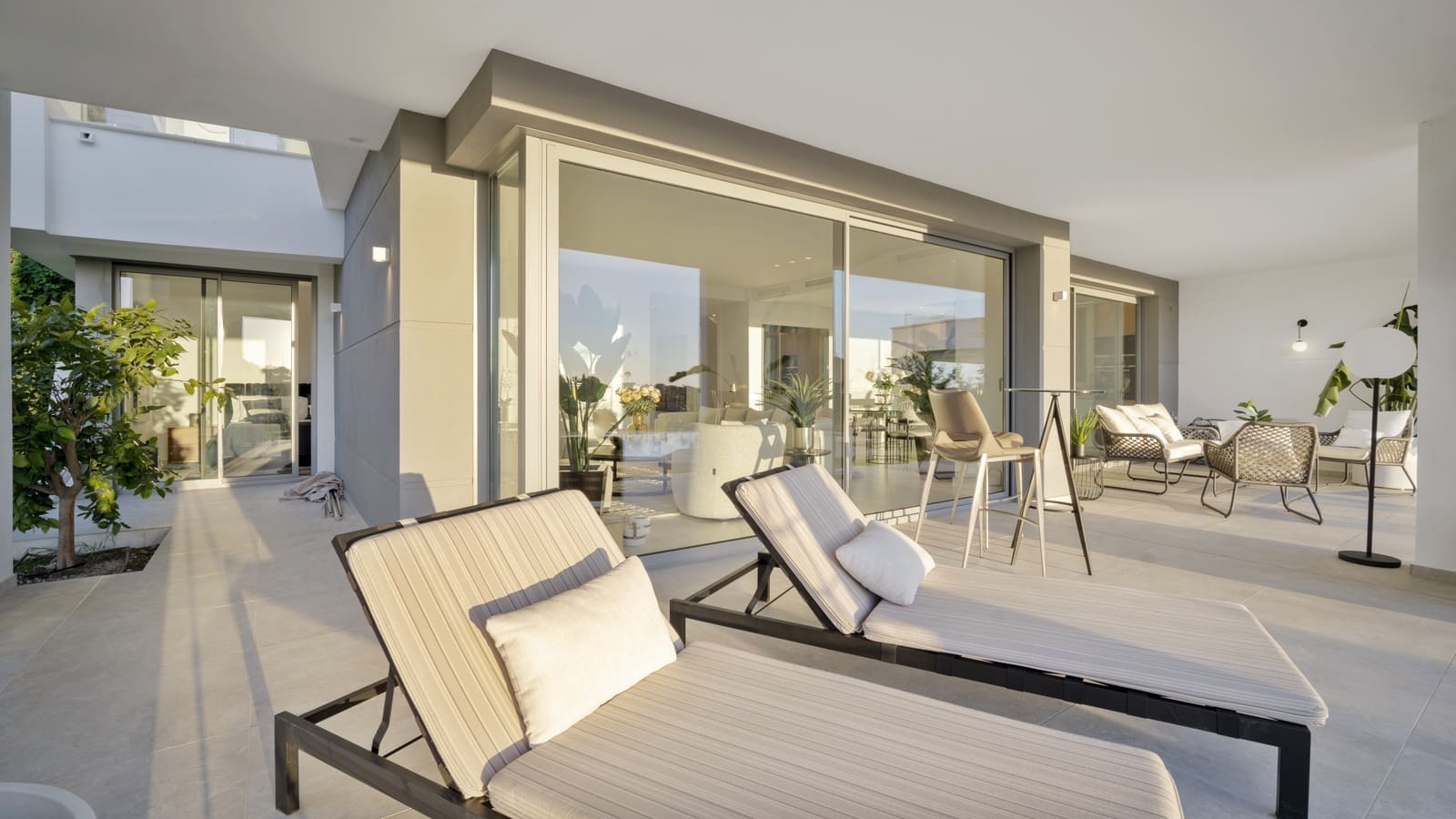 4 quarto Moradia para venda em Marbella com piscina garagem - 3 150 000 € (Ref: 10002094)